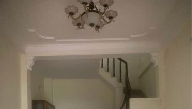 Cho thuê nhà ngõ 521 Trương Định - ở nhóm thoải mái 9 Triệu, 40m2, 4 tầng